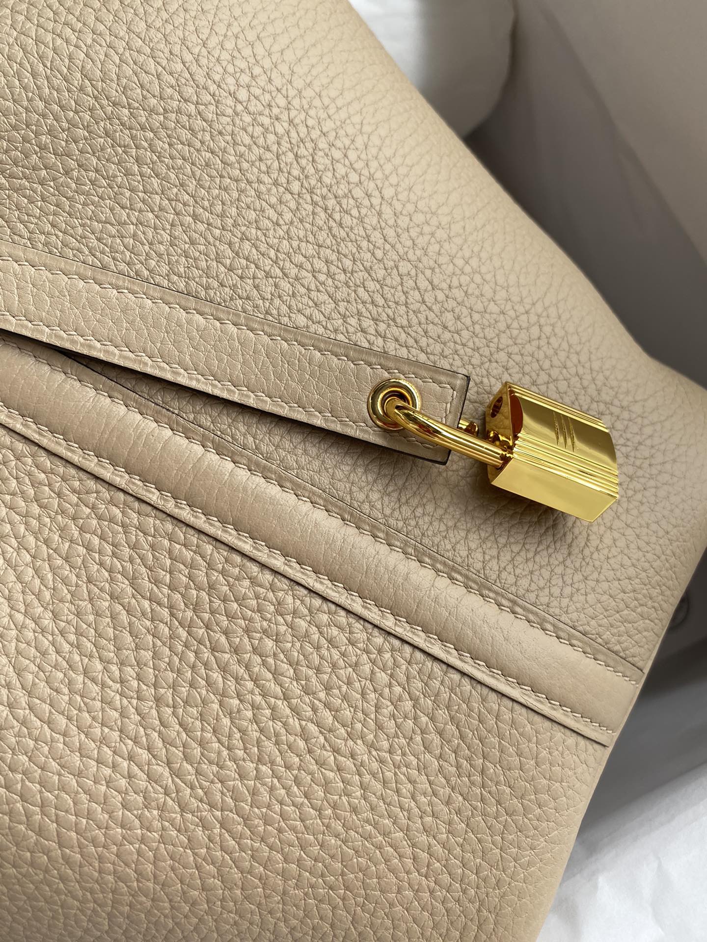 Hermes Picotin Lock 18 Bag In Trench Clemence Leather